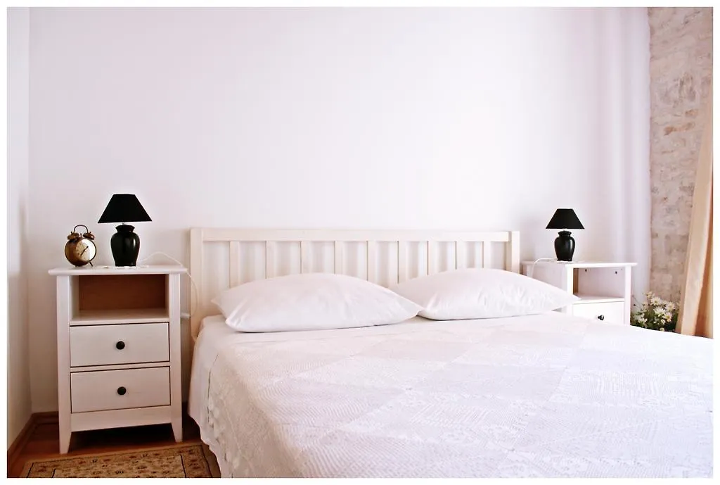 Guest House Tragurion Trogir Croatia