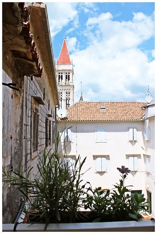 Guest House Tragurion Trogir